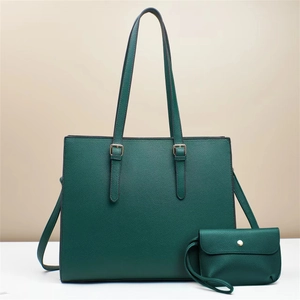 Set borsa tote in pelle verde scuro di grande capacità con pochette piccola coordinata