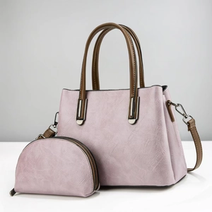 Ensemble sac à main lavande en similicuir avec pochette assortie et bandoulière