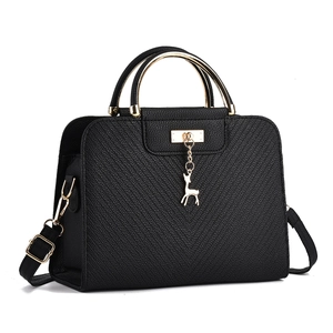 Borsa a Tracolla da Donna in PVC Moda Texture Litchi Borsa a Mano Con Pendaglio Cervo Oro Borsa Quadrata per Lavoro Quotidiano