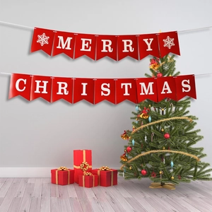 Striscione Merry Christmas con bandierine rosse e scritte bianche per decorazioni natalizie