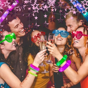 Schillernde Sterngirlanden und LED Partyzubehör-Set für Hochzeits- und Eventdekorationen