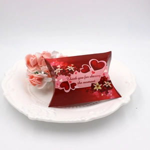Pillow Candy Container Red Heart Flower Cardboard Favor Holder For Wedding Party Valentine Gift Packaging Elegant