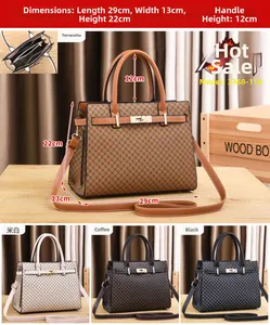 Detailed size chart for the women's satchel handbag showing 29x13x22cm dimensions