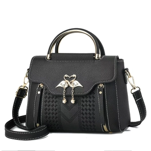 Women Fashion Lychee Pattern PU Leather Handbag With Metal Handle Swan Decor Artificial Pearl Pendant Crossbody Shoulder Bag
