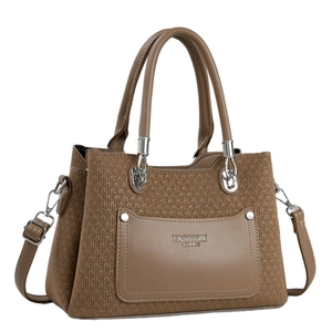 Sac bandoulière tissé beige avec poignées en cuir et bandoulière pour femmes