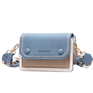 Petit sac carré à bandoulière bicolore avec détails tissés et large sangle imprimée