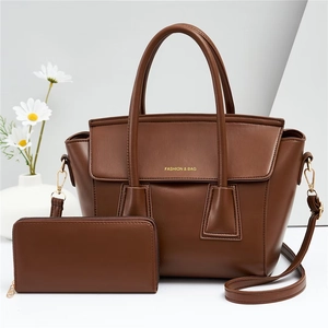 Ensemble sac à main en similicuir marron foncé et portefeuille long assorti
