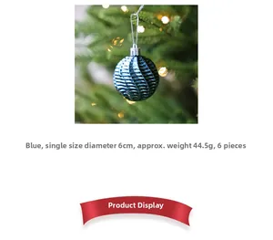 Détail de boules de Noël bleues de 6 cm avec spirale et ficelle argentée pour décoration