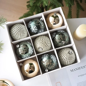 Emerald Green Christmas Ball Ornaments Plastic Electroplated Painted Snowflake Baubles For Christmas Tree Festive Decor