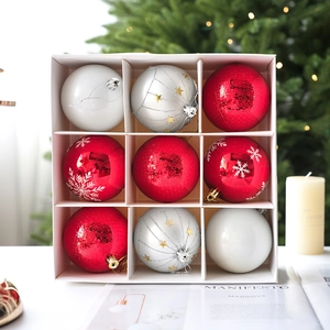 9-piece 8cm Christmas ball set in red and silver with snowflakes in a white gift box