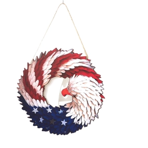 Couronne en bois aigle patriotique avec motif drapeau américain et étoiles rustiques
