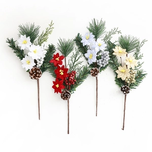 Branches De Pin De Noël Artificielles Avec Fleurs De Poinsettia En Tissu Pommes De Pin Naturelles Baies DIY Maison Fête Décoration