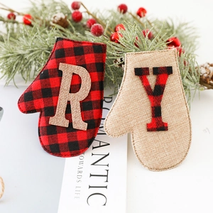Bannière de gants de Noël en toile de jute avec lettres à carreaux rouges et noirs