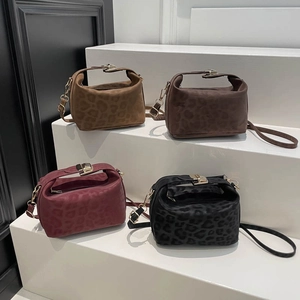 Vintage leopard print square bags in four colors with suede texture and metal buckles
