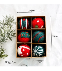 Set de 6 bolas de Navidad de fieltro de lana con motivos festivos en caja de 15 cm