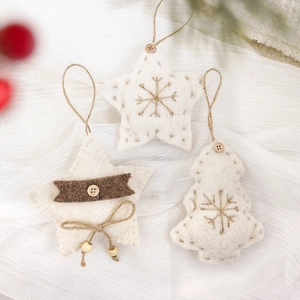 Set of 3 cream wool felt Christmas ornaments with star and tree shapes and wood buttons