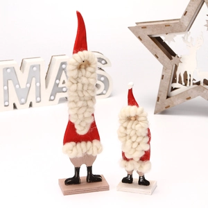 Figuras minimalistas de Papá Noel en madera y fieltro en set navideño de 2 piezas