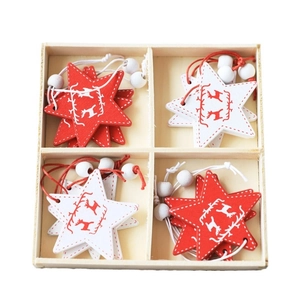 Christmas wooden star ornaments set with reindeer patterns in a 4-compartment gift box