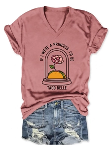 Σετ μπλουζάκι με λαιμόκοψη V και τύπωμα Taco Belle με τζιν σορτς με ξεφτισμένο στρίφωμα