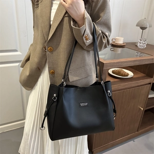 Bolso tote clásico de cuero sintético negro para mujer con gran capacidad y cordones