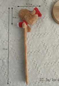 Détail du bracelet claque renne en peluche avec longueur de 33cm et poids du produit