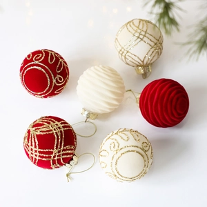 Set of 6 velvet Christmas balls with red and white glitter patterns for tree decor