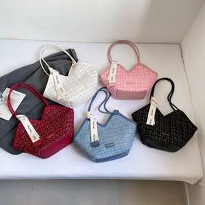 Women's Tweed Tote Bag Large Capacity V-Opening Shoulder Bag Minimalist Fashion Woven Satchel For Daily Commuting Purse