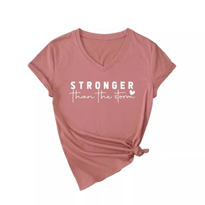 Women's V-neck T-shirt in mauve with Stronger Than The Storm print and knotted hem