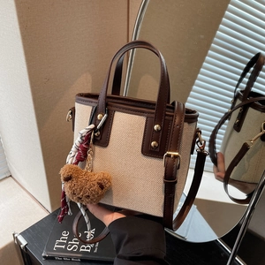 Sac Seau en Toile et Cuir Synthétique pour Femmes Mini Cabas Bandoulière Avec Pendentif Ours Décor Ruban Sac à Main