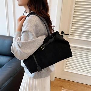 Minimalist black matte suede tote bag for women, large capacity shoulder handbag for commute