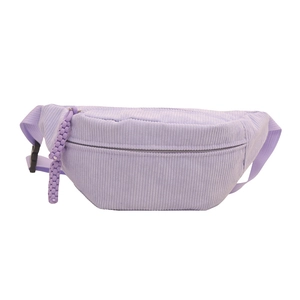 Sac banane en velours côtelé violet clair avec sangle réglable pour un usage quotidien
