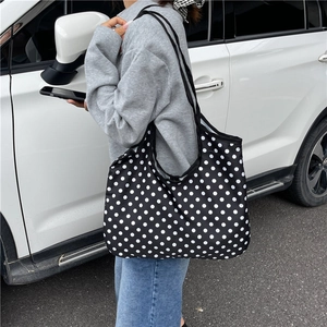 Black polka dot tote bag for women, large capacity shoulder bag for daily commuting