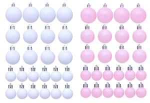 Détail de boules de Noël macarons roses et blanches avec fini mat et bouchons argentés