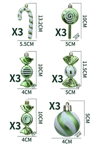 Detailansicht grüner und weißer Weihnachtsanhänger-Set mit Zuckerstangen-Motiven