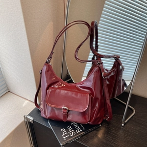 Elegant Chic Glossy PU Leather Shoulder Bag For Women Retro Patent Underarm Bag With Front Pocket Daily Commute Hobo Tote Bag