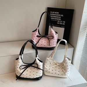 Sac Sous le Bras en Jacquard Vintage pour Femmes Avec Décoration de Nœud Papillon Motif de Lapin Sac à Épaule Rétro
