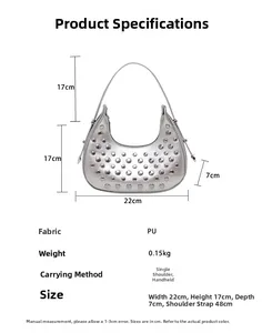Tabella taglie dettagliata della borsa a mezzaluna con borchie argento e dimensioni tracolla