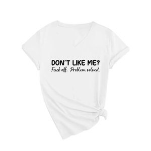 T-shirt blanc à col en V avec slogan noir et détail de nœud latéral pour femme