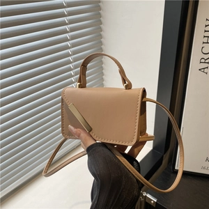 Mini Sac À Bandoulière Pour Femme Cuir PU Sac À Main Barre Métallique Dorée Sac Messager Carré Mode Quotidienne Élégant