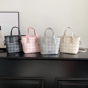 Mini checkerboard pattern tote bags in four colors with detachable shoulder straps