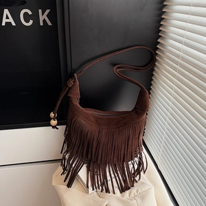 Borsa A Tracolla In Pelle Scamosciata Da Donna Retrò Hobo A Mezzaluna Con Perline Di Legno Frange Stile Boho Grande Capacità