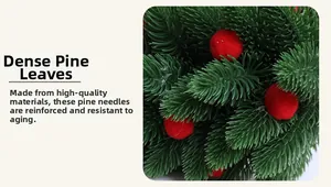 Vue macro d'aiguilles de pin denses et d'ornements rouges sur un mini sapin de Noël