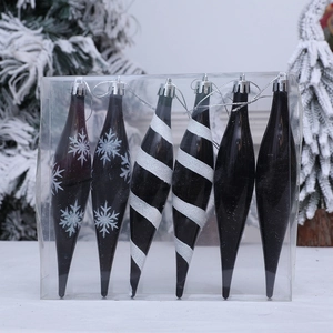 Set de 6 adornos navideños cónicos en blanco y negro con copos de nieve y rayas