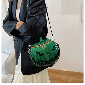 Fashionable pumpkin-shaped crossbody bag in emerald green glossy leather finish