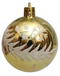 Detalle de bola de Navidad dorada de 6cm con patrones de copos de nieve blancos brillantes