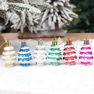 Adornos Navideños para Colgar con Forma de Árbol de Plástico con Purpurina Efecto Nieve Bolas para Decoración de Fiesta