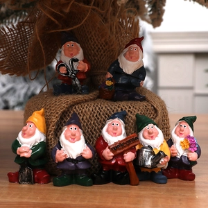 Resin Miniature Garden Dwarf Figurine Collection Colorful Gnome Ornaments For Home Outdoor Desktop Decoration Cake Topper