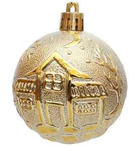 Détail d'une boule de Noël dorée de 6 cm avec motifs de maison et lune en relief