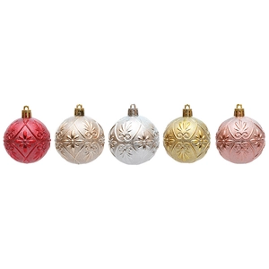 Vijf kerstballen van 6cm met bloemenreliëf en verschillende metalen afwerkingen