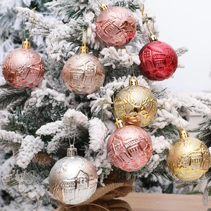 Boules de Noël de 6cm avec motifs de villa en relief et finition métallique scintillante